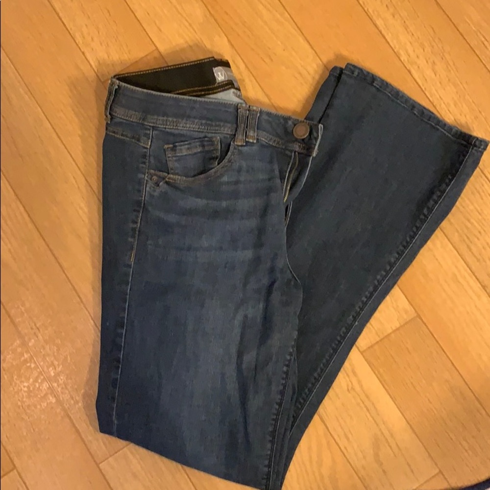 Wit & Wisdom Straight Jeans ( small flare)